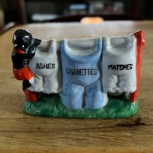 Vintage black Americana cigarettes ashes matches holder 3 1/2” X 2 1/2”.